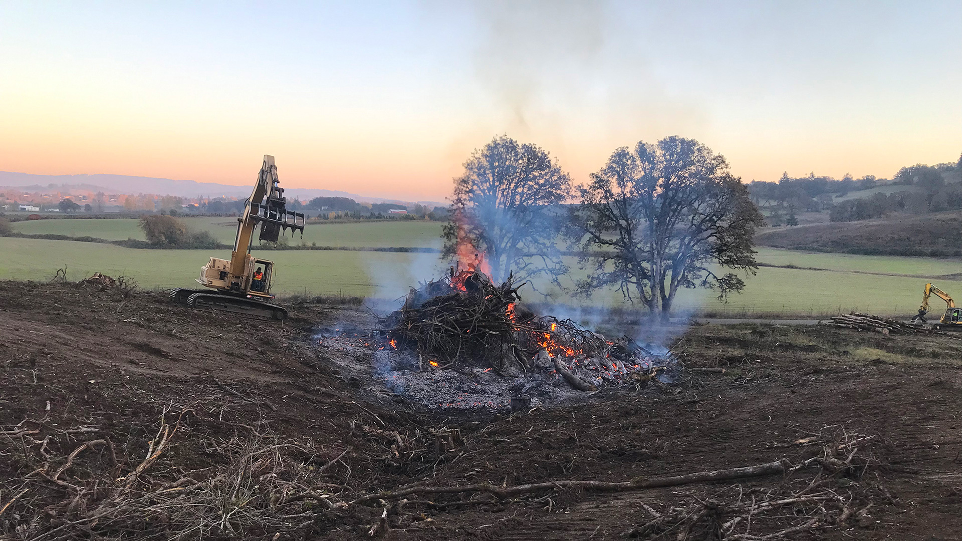 Evergreen Lodge - Slide 2