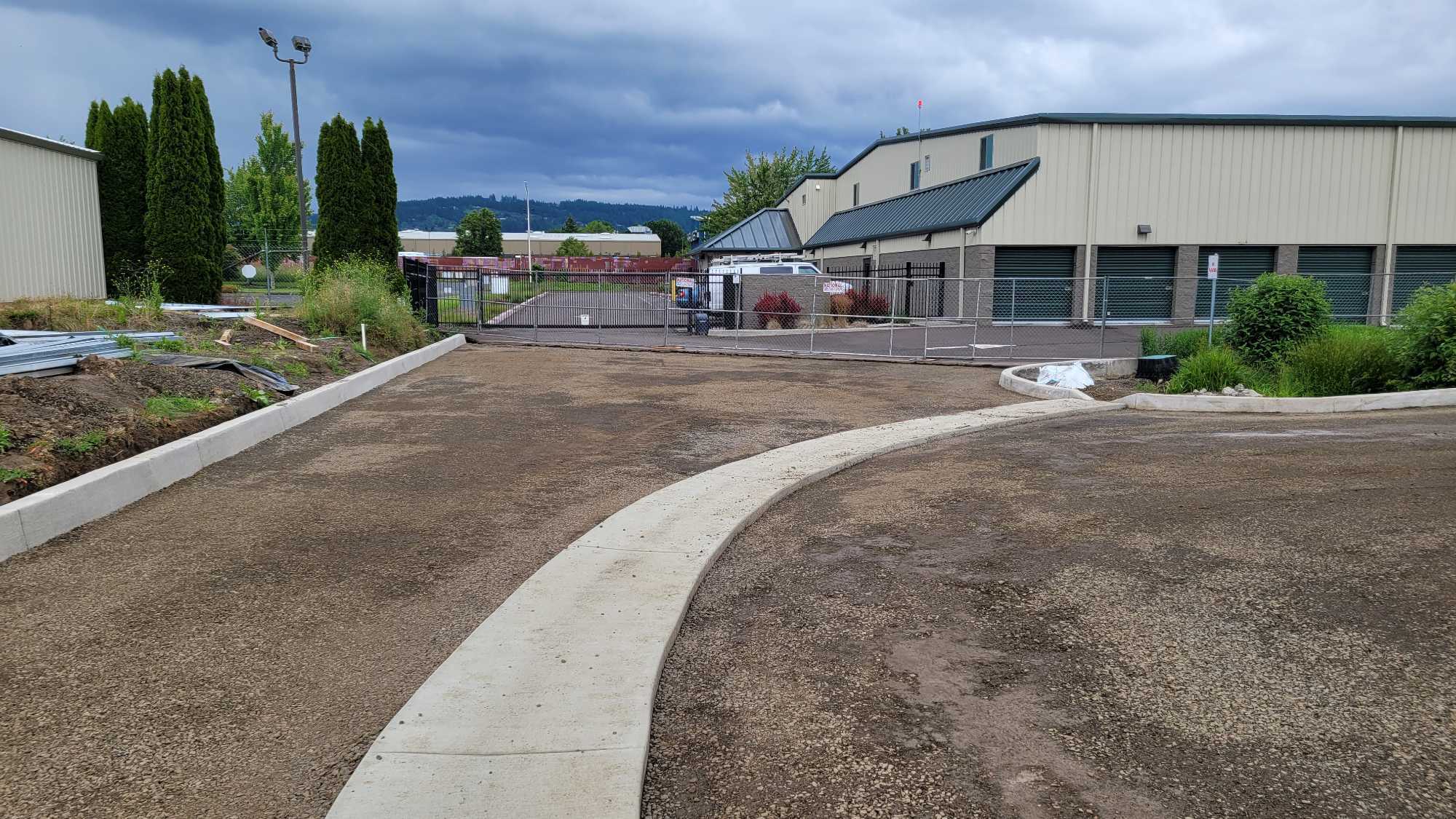 Newberg Storage Center - Slide 5