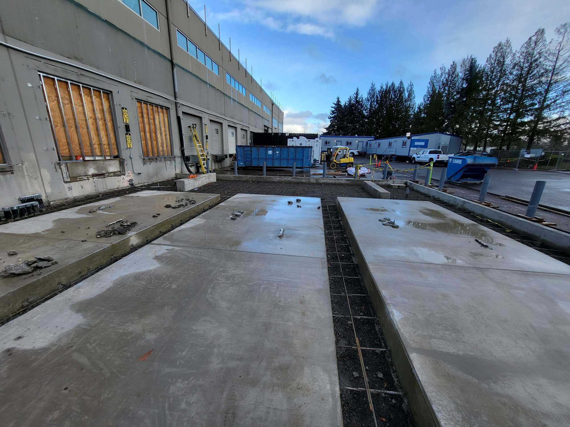 North Valley Complex - Image 18