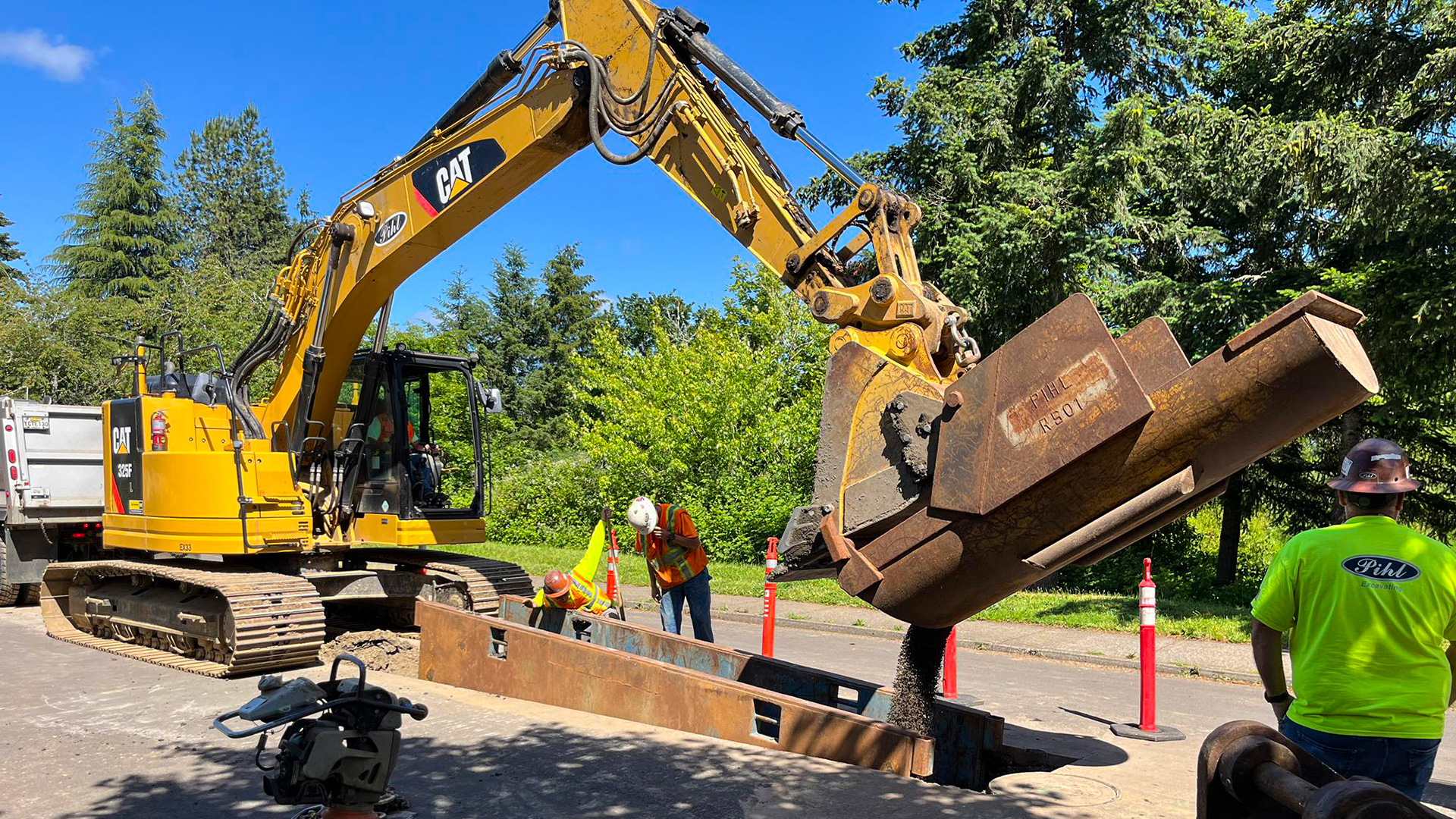 Evergreen Lodge - Slide 2