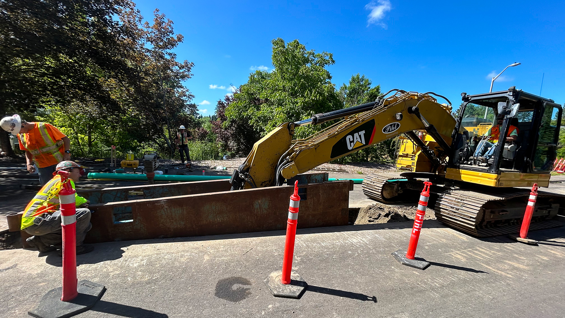 Evergreen Lodge - Slide 3